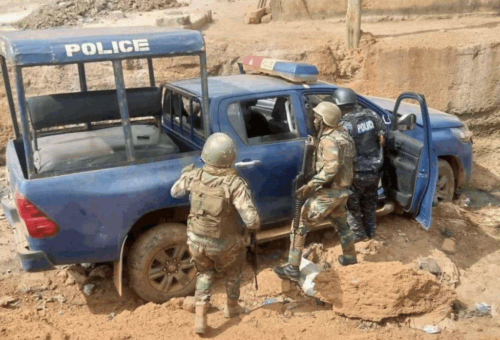 Police Officer Killed as Masked Gunmen Attack Sampa During Rival Clash