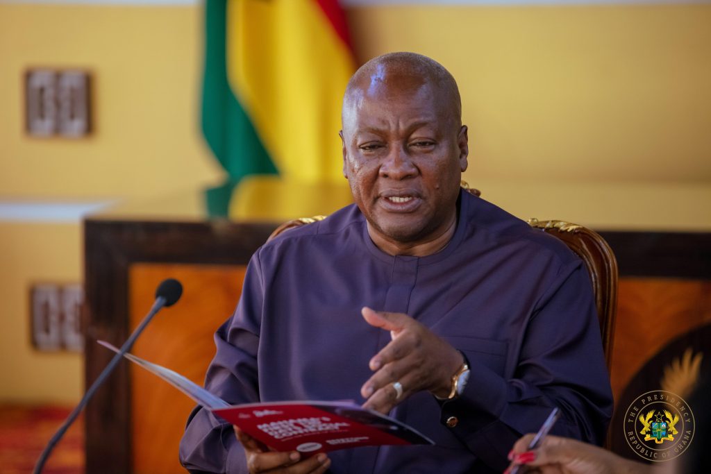 President Highlights Tax Cuts, Inflation Drop and Power Reforms